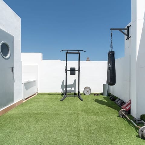 3 bedroom Apartment for sale in Marbella - € 742,000 (Ref: 10051380)