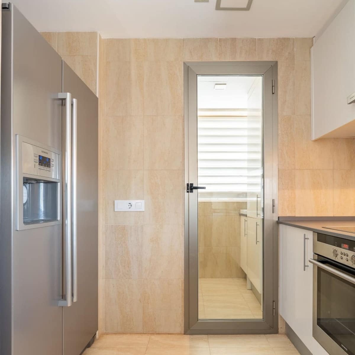3 bedroom Apartment for sale in Marbella - € 742,000 (Ref: 10051380)