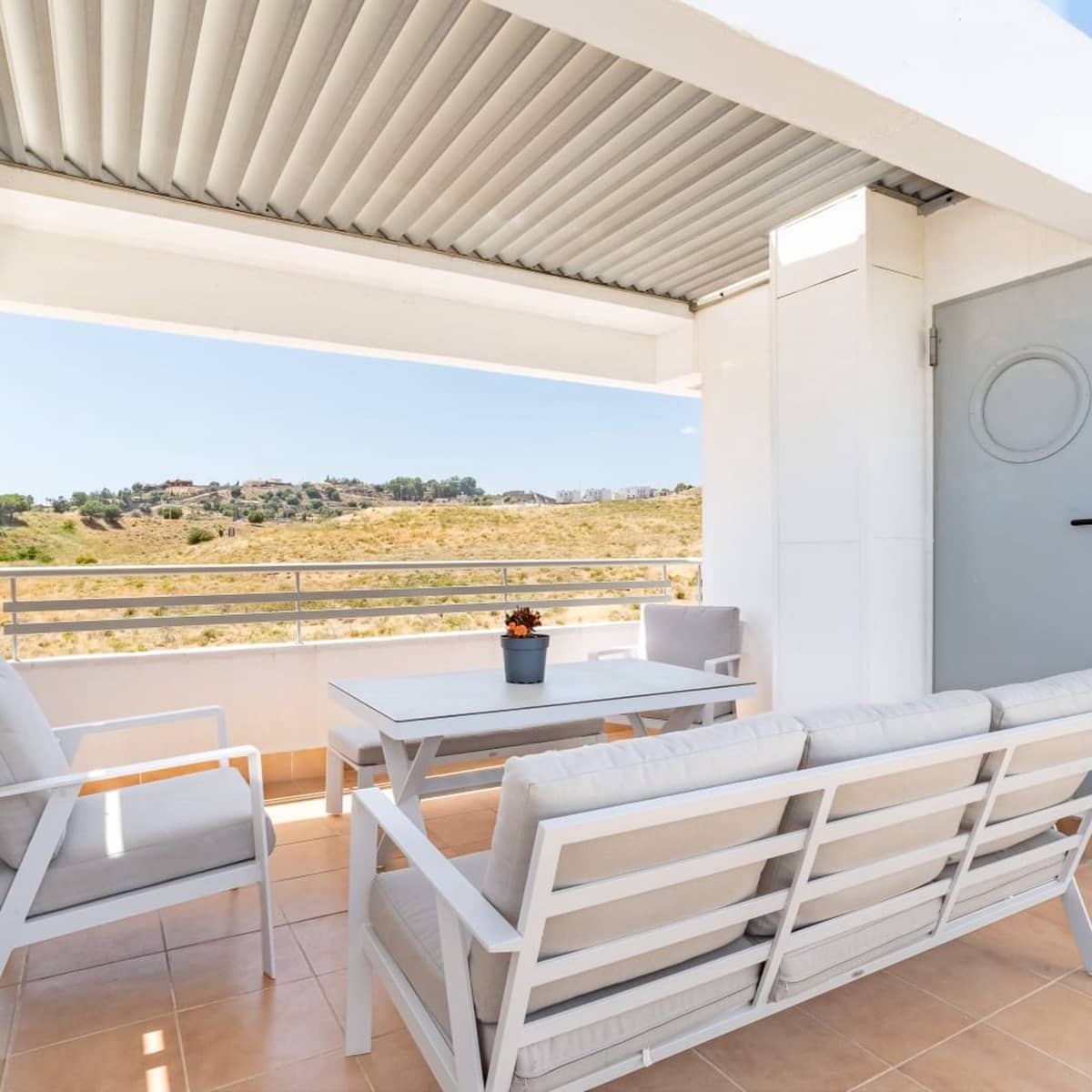3 bedroom Apartment for sale in Marbella - € 742,000 (Ref: 10051380)