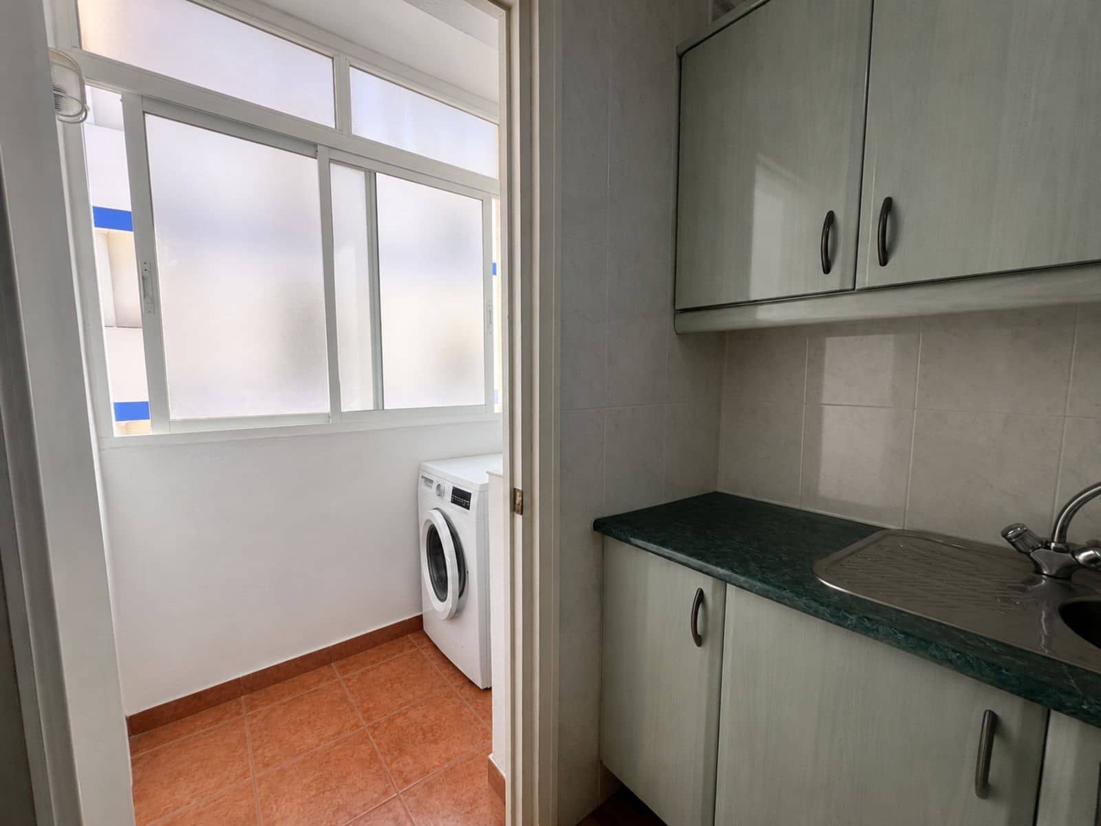 2 sovrum Lägenhet till salu i Estepona - 350 000 € (Ref: 10051381)