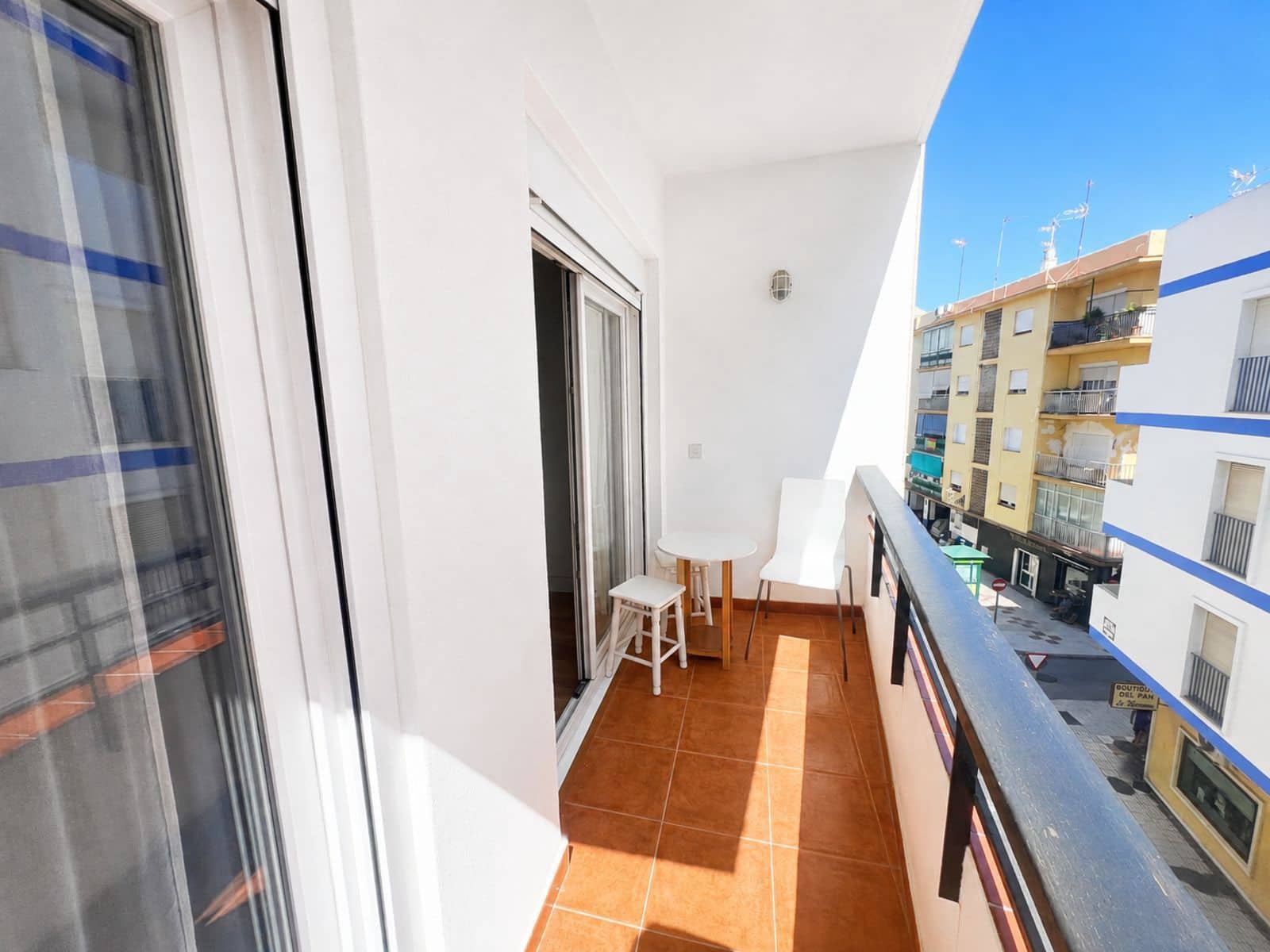 2 sovrum Lägenhet till salu i Estepona - 350 000 € (Ref: 10051381)