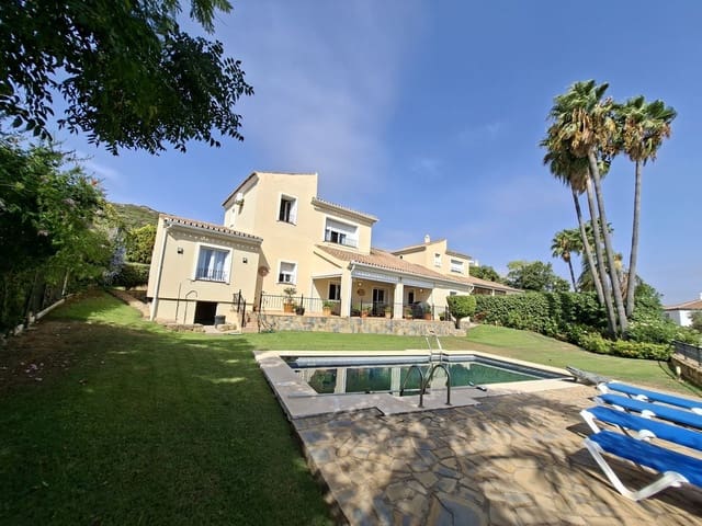 4 sovrum Villa till salu i La Duquesa / Puerto de la Duquesa, Manilva - 865 000 € (Ref: 10051383)