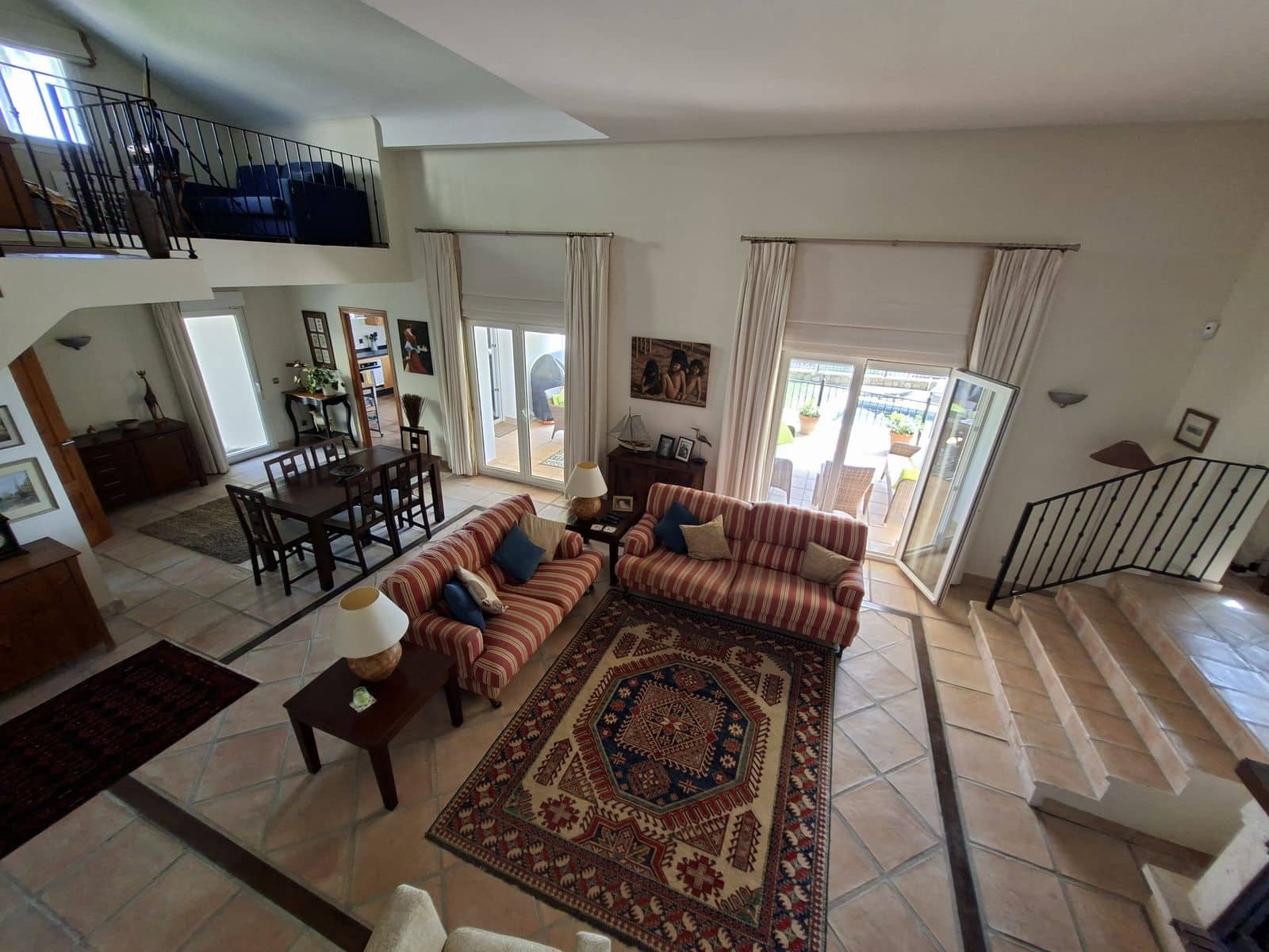 4 sovrum Villa till salu i La Duquesa / Puerto de la Duquesa - 865 000 € (Ref: 10051383)