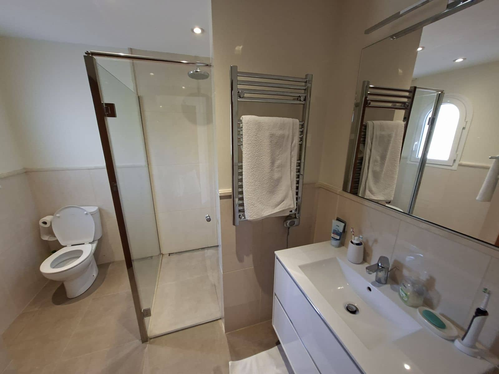 4 sovrum Villa till salu i La Duquesa / Puerto de la Duquesa - 865 000 € (Ref: 10051383)