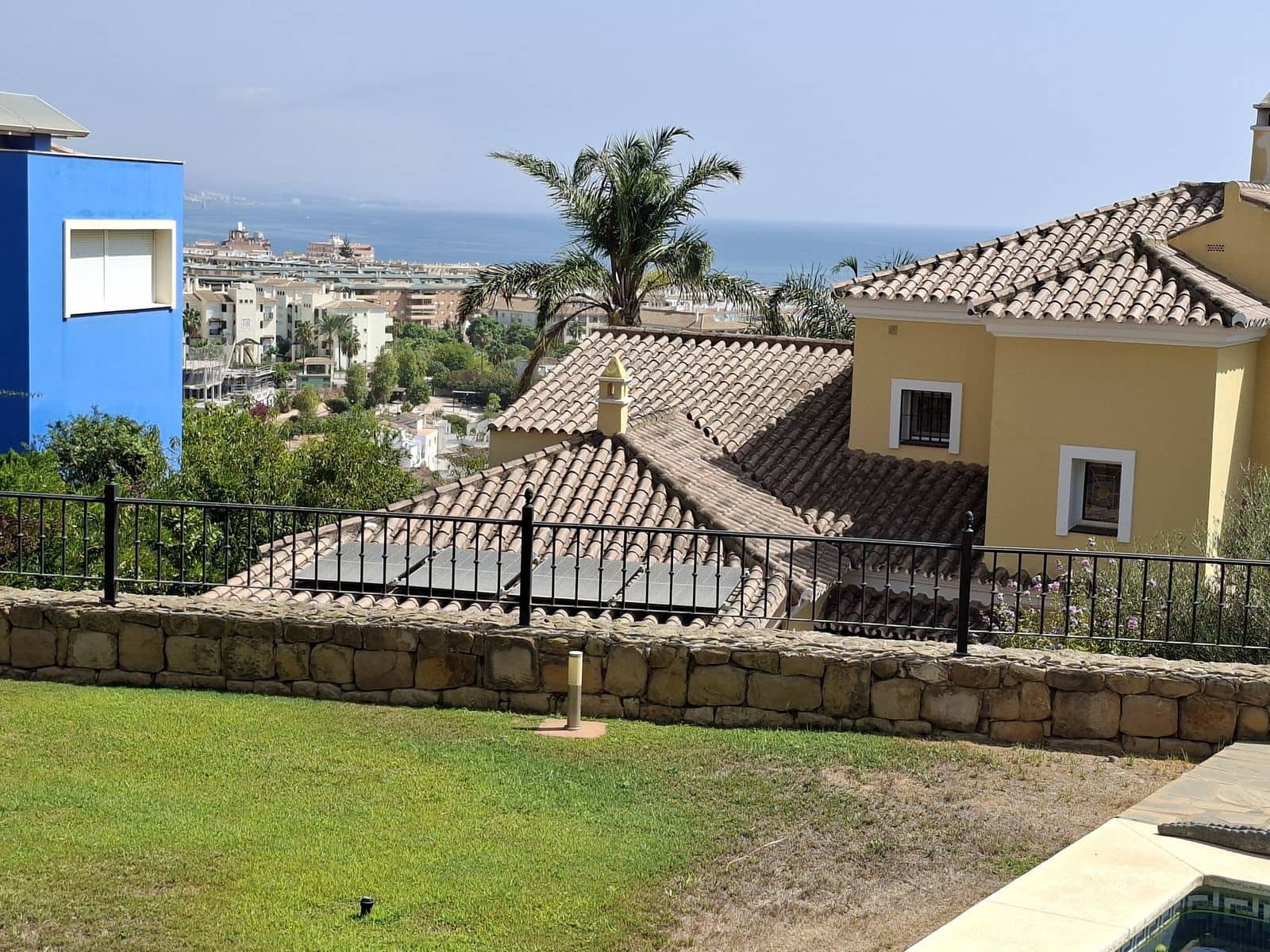 4 sovrum Villa till salu i La Duquesa / Puerto de la Duquesa - 865 000 € (Ref: 10051383)