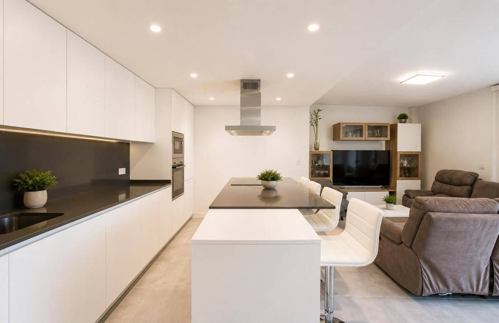 3 Zimmer Apartment zu verkaufen in New Golden Mile - 549.000 € (Ref: 10051384)