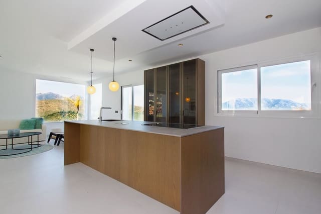 4 soveværelse Villa til salg i La Mairena, Ojen - € 1.980.000 (Ref: 10051385)