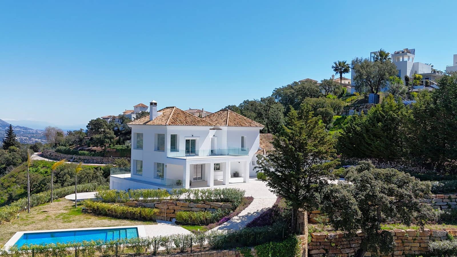 4 bedroom Villa for sale in La Mairena - € 1,980,000 (Ref: 10051385)