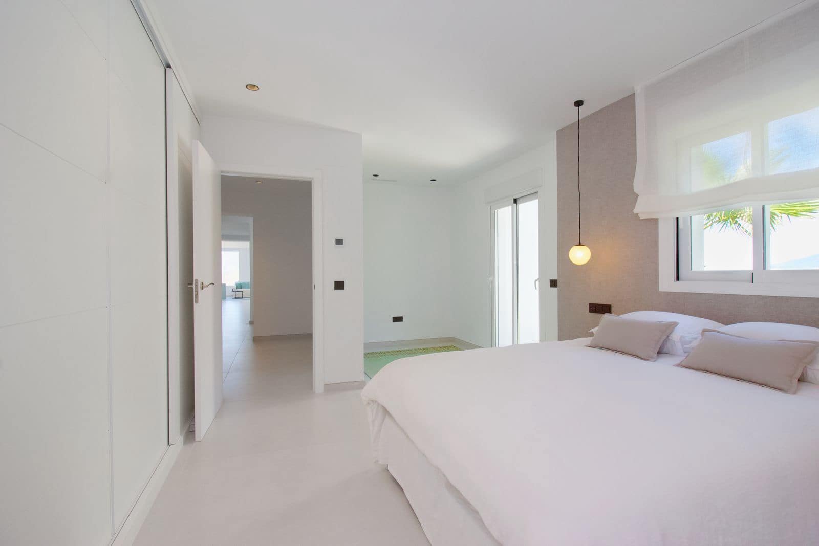 4 bedroom Villa for sale in La Mairena - € 1,980,000 (Ref: 10051385)