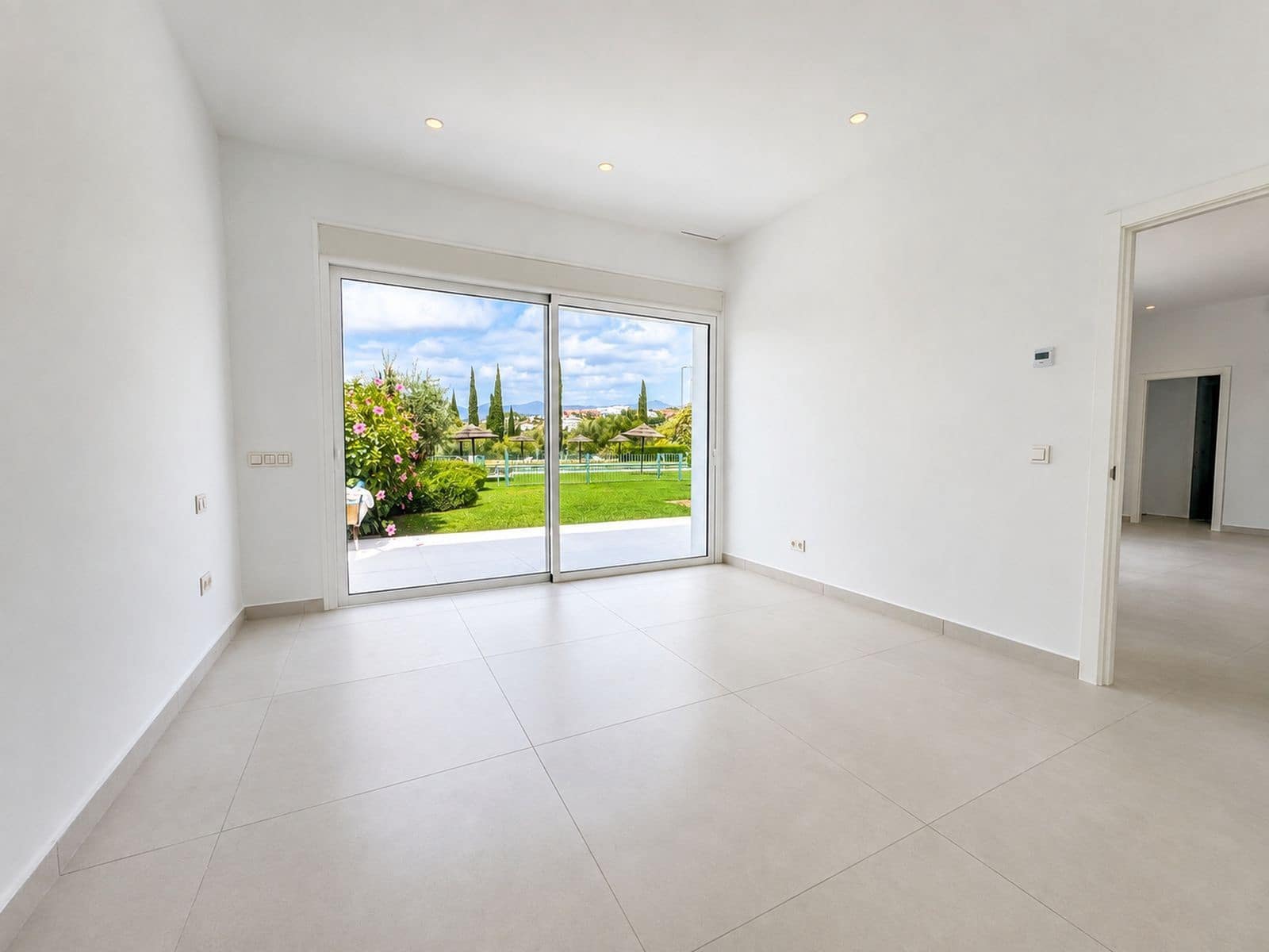 2 sovrum Lägenhet till salu i Los Flamingos - 995 000 € (Ref: 10051386)