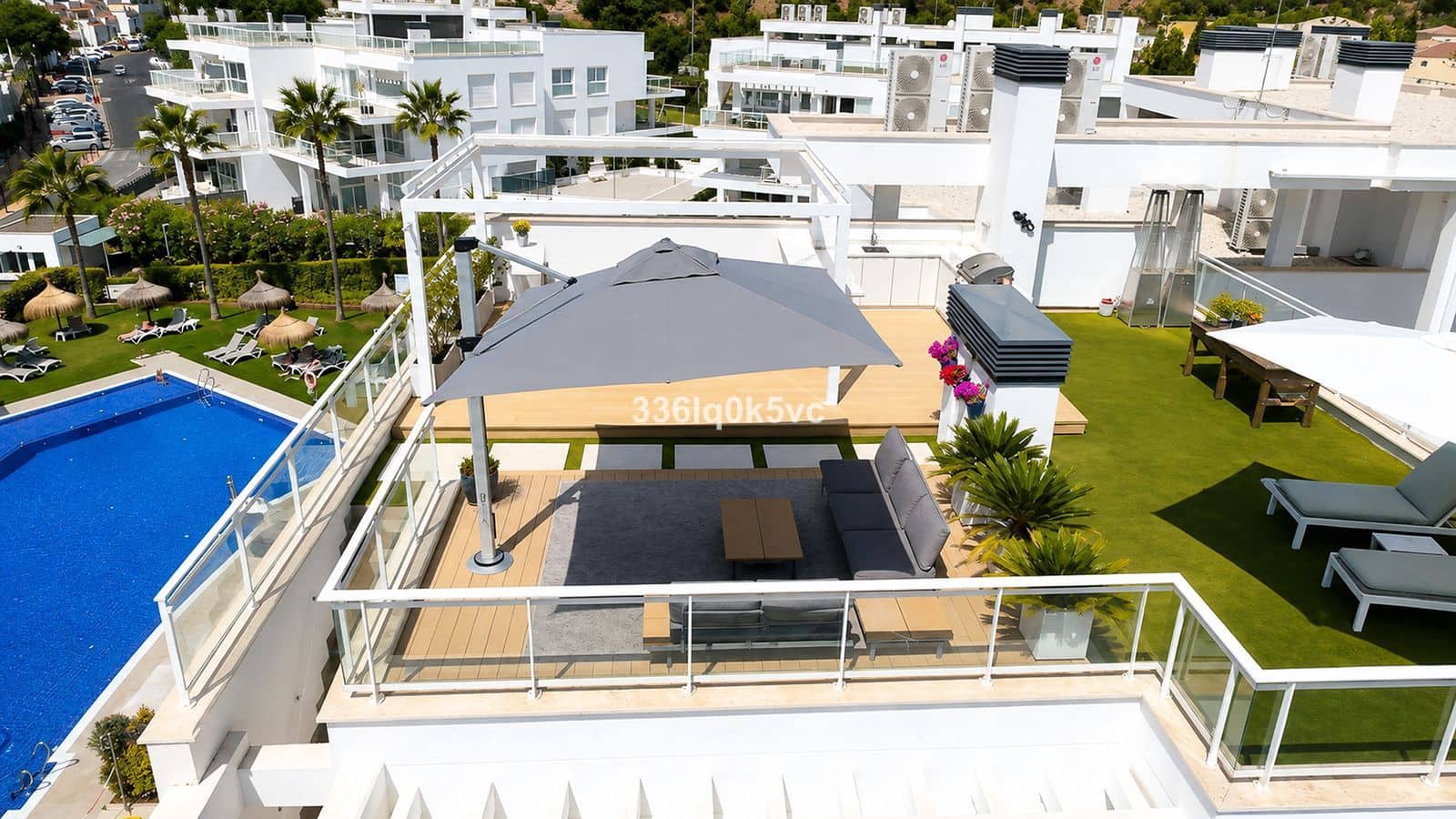 3 slaapkamer Penthouse te koop in Benahavis - € 735.000 (Ref: 10051388)