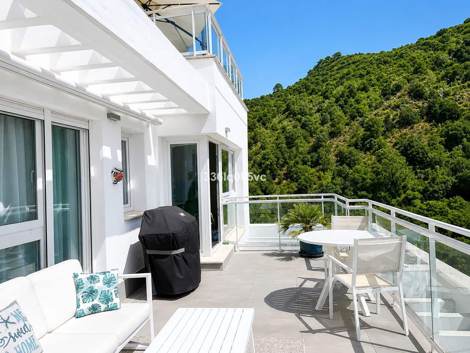 3 slaapkamer Penthouse te koop in Benahavis - € 735.000 (Ref: 10051388)