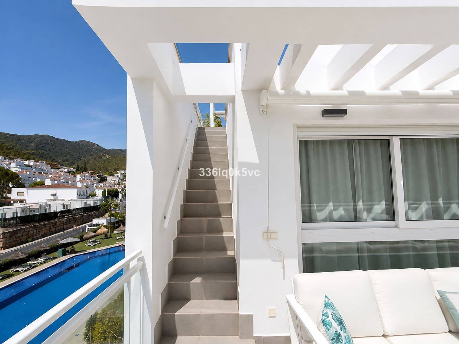 3 slaapkamer Penthouse te koop in Benahavis - € 735.000 (Ref: 10051388)
