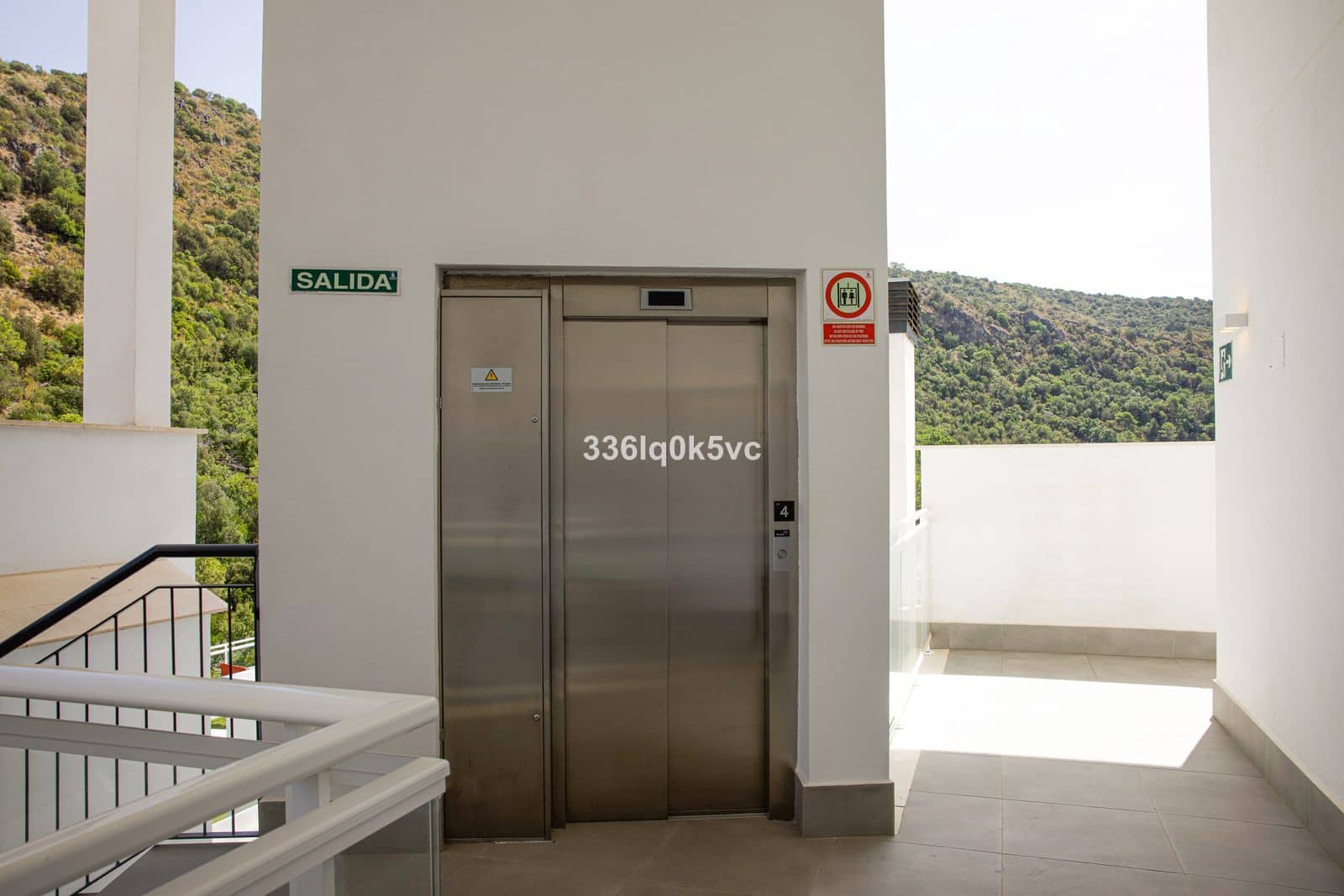 3 slaapkamer Penthouse te koop in Benahavis - € 735.000 (Ref: 10051388)
