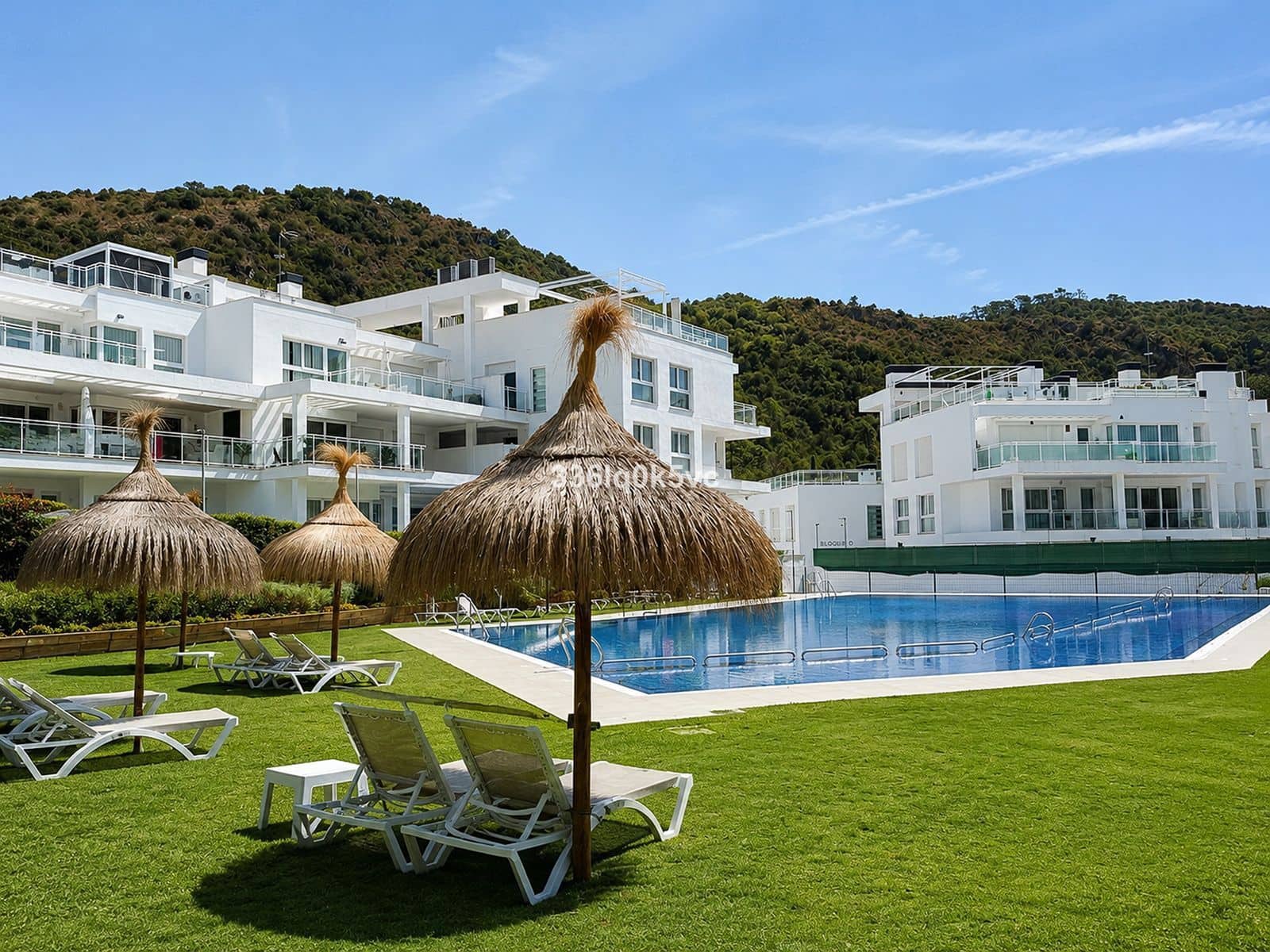 3 slaapkamer Penthouse te koop in Benahavis - € 735.000 (Ref: 10051388)