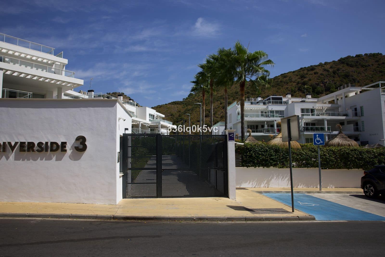 3 slaapkamer Penthouse te koop in Benahavis - € 735.000 (Ref: 10051388)