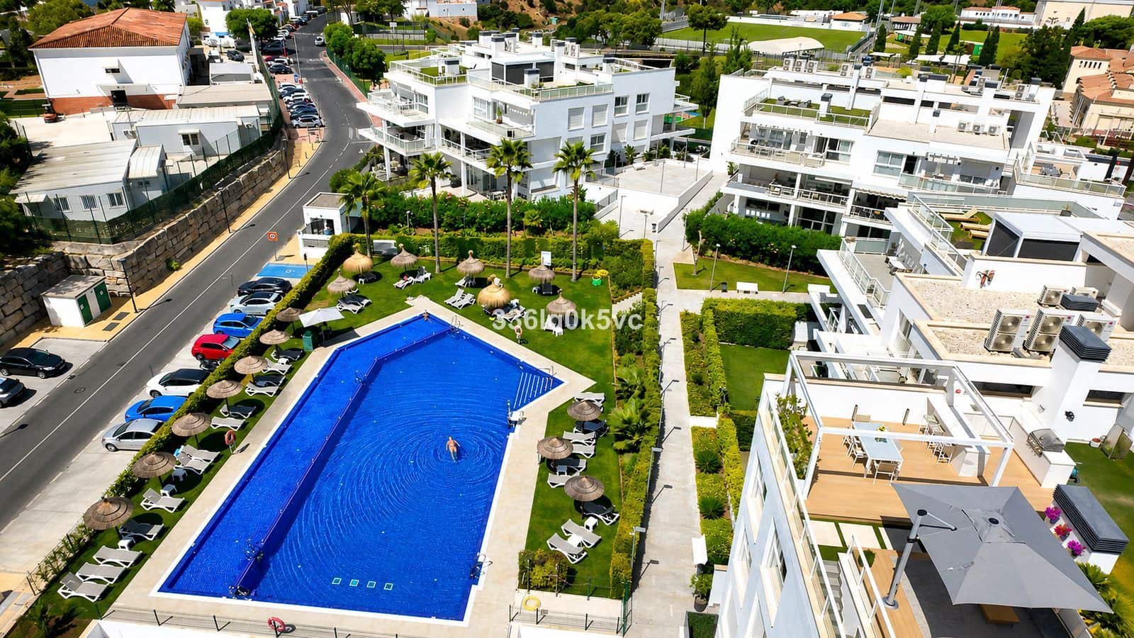 3 slaapkamer Penthouse te koop in Benahavis - € 735.000 (Ref: 10051388)