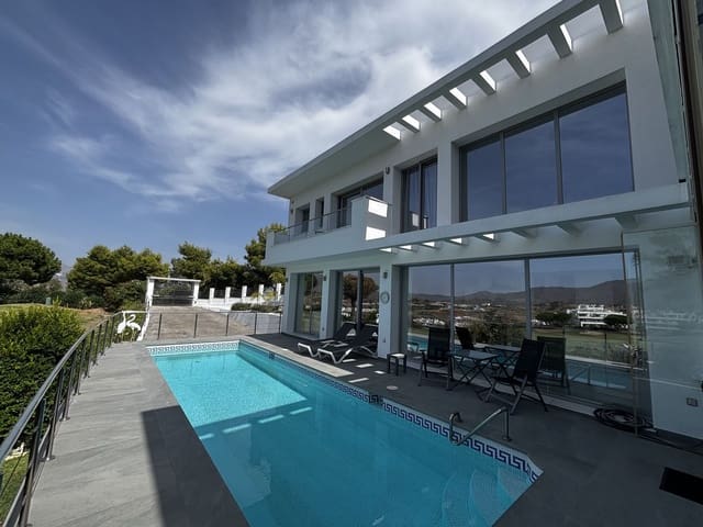 3 sovrum Villa till salu i La Cala Golf, Mijas - 1 850 000 € (Ref: 10051389)