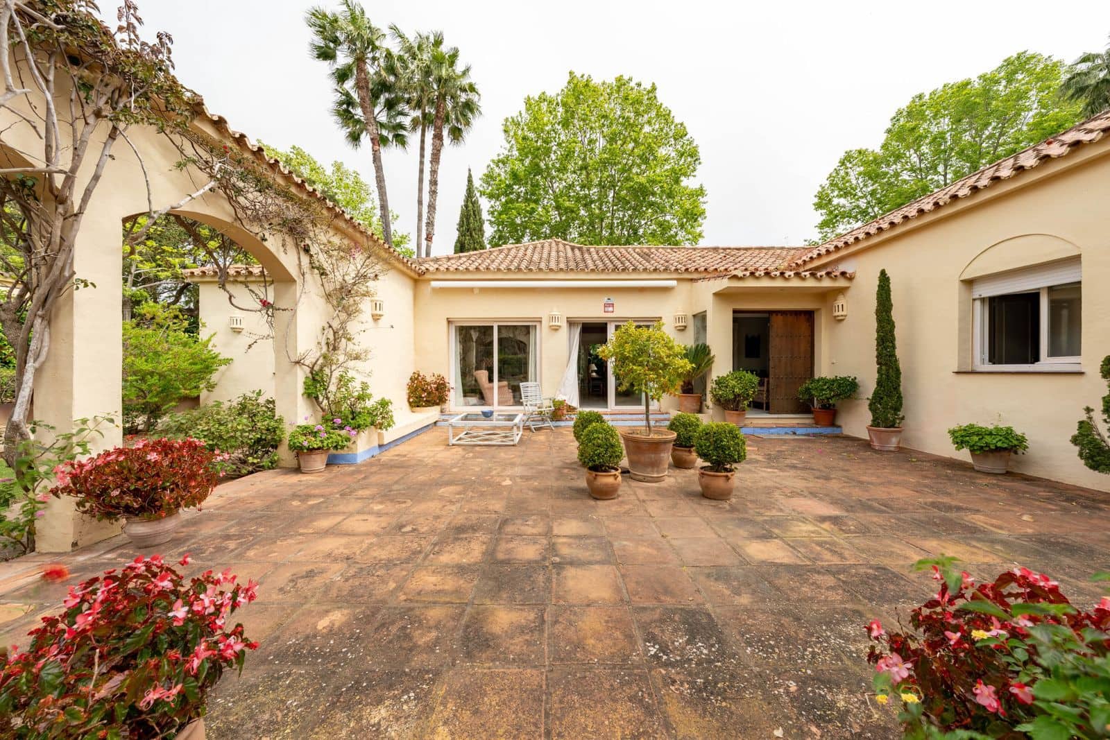 5 Zimmer Villa zu verkaufen in Sotogrande - 995.000 € (Ref: 10051391)