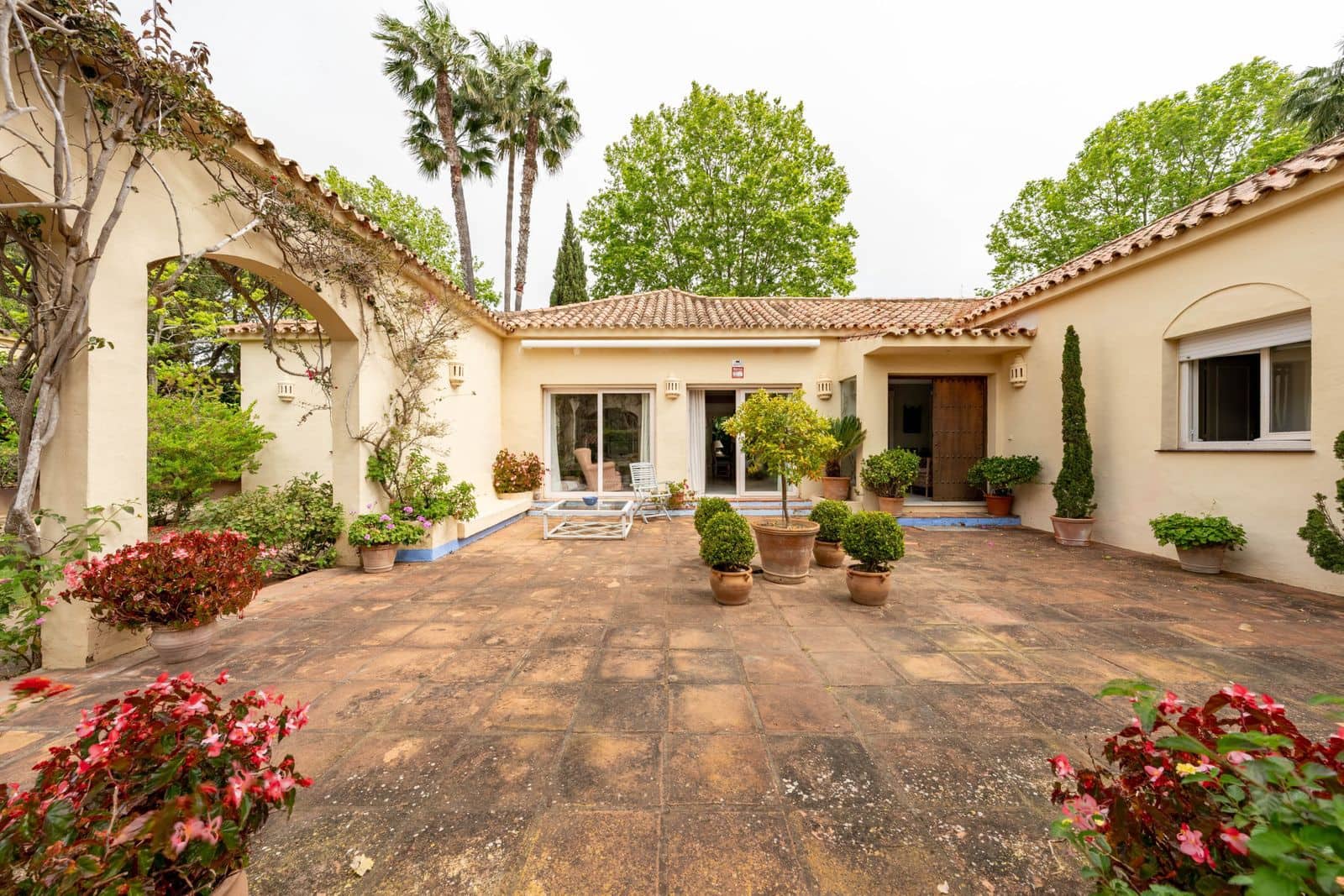 5 Zimmer Villa zu verkaufen in Sotogrande - 995.000 € (Ref: 10051391)