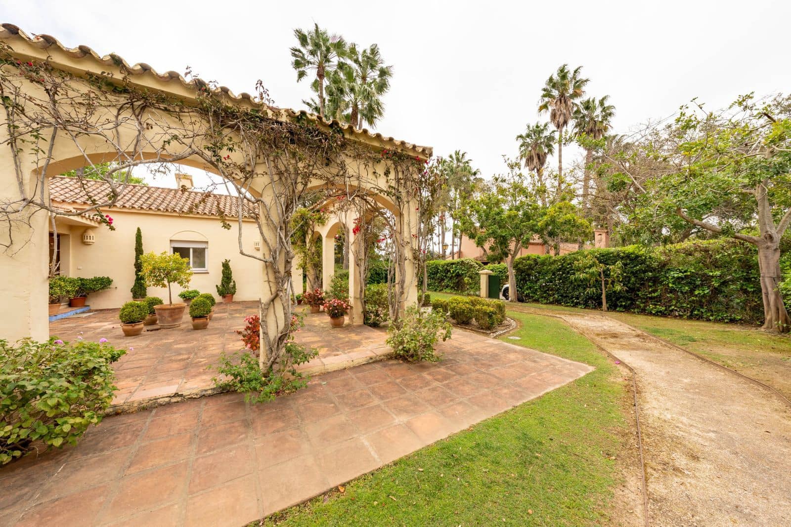 5 Zimmer Villa zu verkaufen in Sotogrande - 995.000 € (Ref: 10051391)