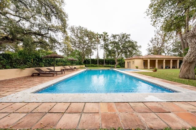 5 Zimmer Villa zu verkaufen in Sotogrande, San Roque - 995.000 € (Ref: 10051391)