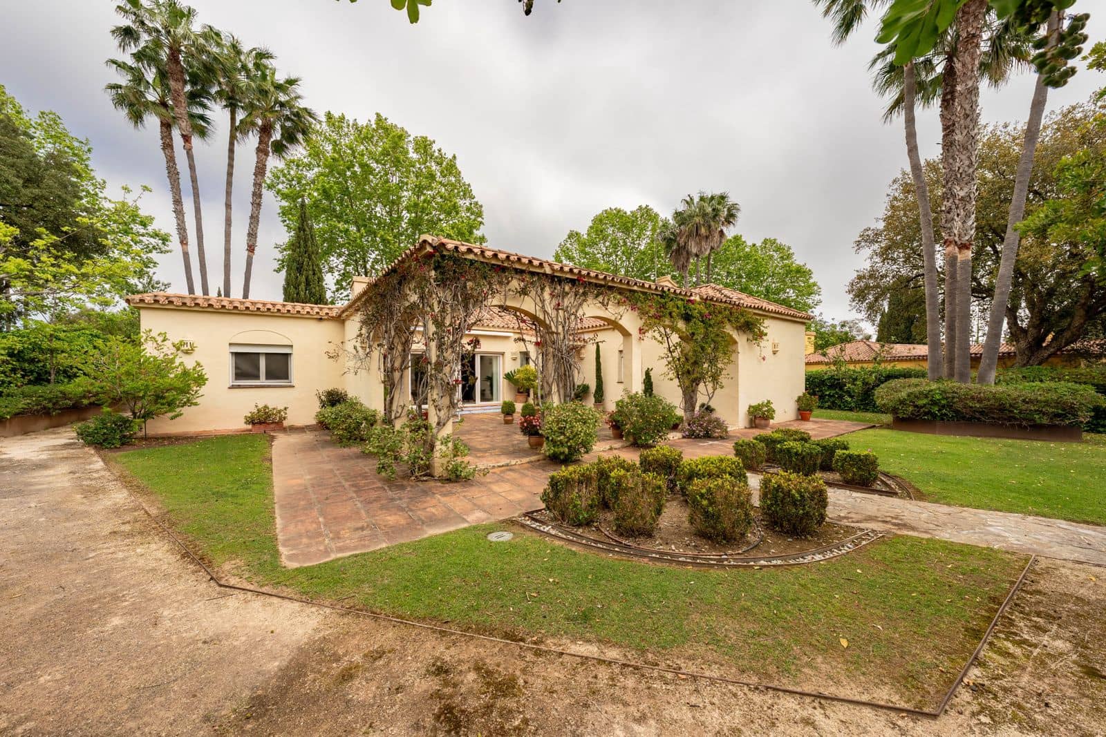 5 Zimmer Villa zu verkaufen in Sotogrande - 995.000 € (Ref: 10051391)