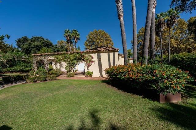 5 Zimmer Villa zu verkaufen in Sotogrande, San Roque - 995.000 € (Ref: 10051391)