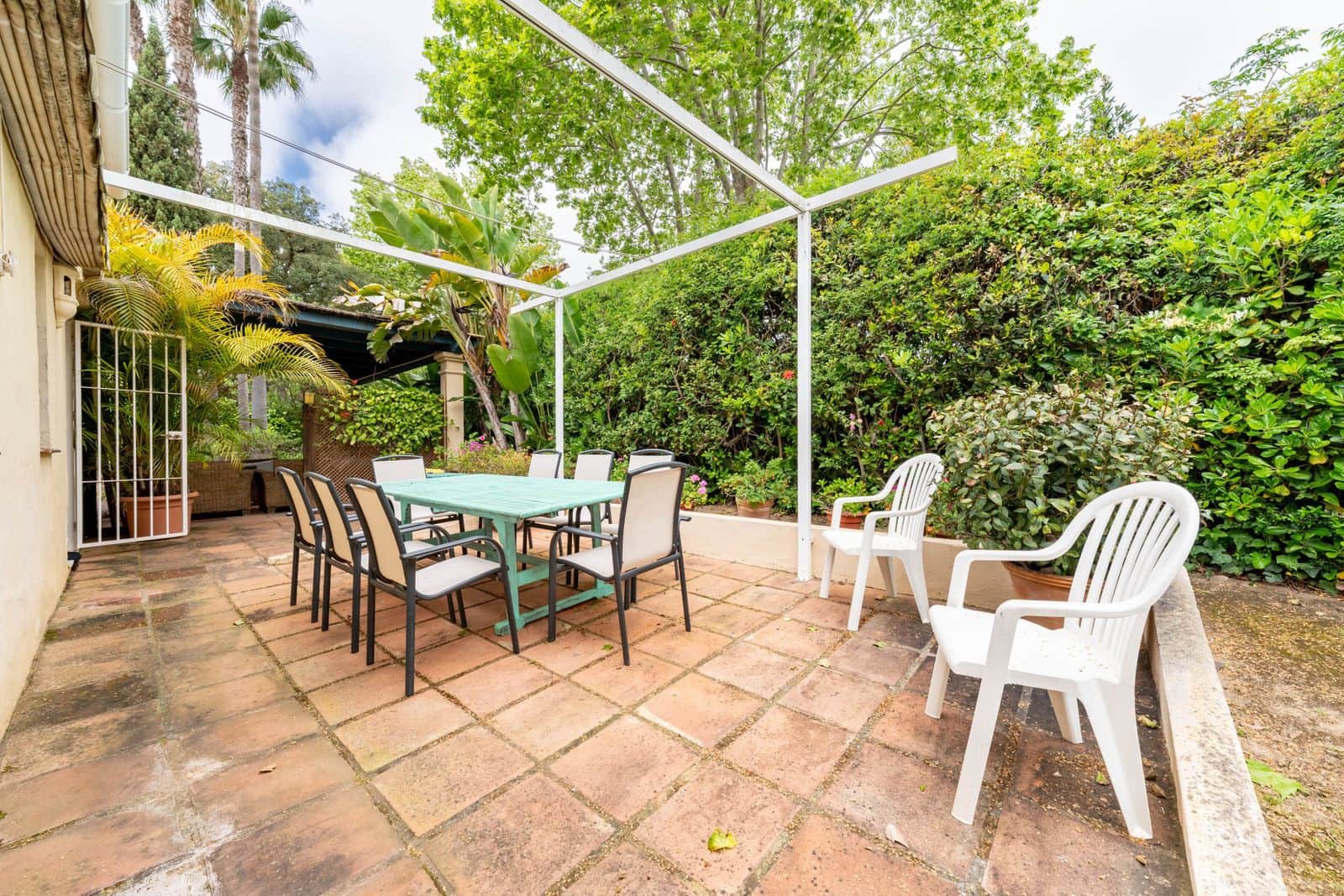 5 Zimmer Villa zu verkaufen in Sotogrande - 995.000 € (Ref: 10051391)