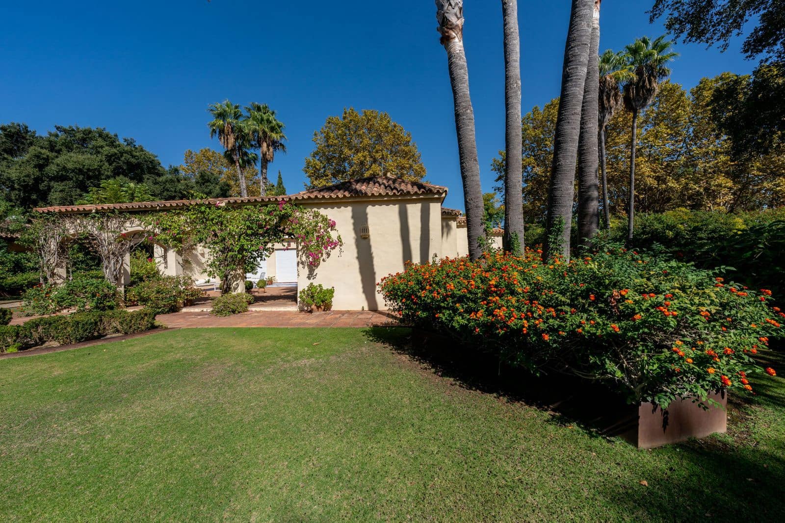 5 Zimmer Villa zu verkaufen in Sotogrande - 995.000 € (Ref: 10051391)
