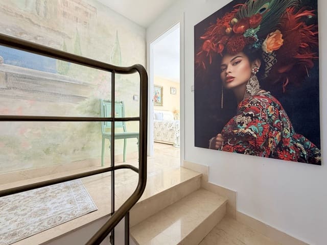 4 Zimmer Haus zu verkaufen in La Duquesa / Puerto de la Duquesa, Manilva - 450.000 € (Ref: 10051395)