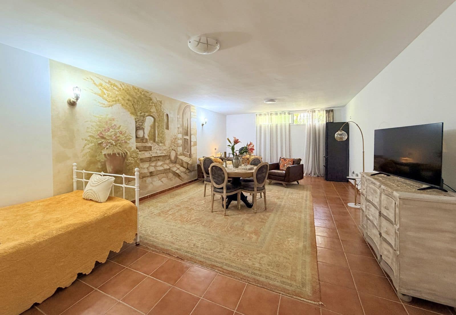 4 sovrum Hus till salu i La Duquesa / Puerto de la Duquesa - 450 000 € (Ref: 10051395)
