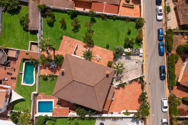 6 soveværelse Villa til salg i Torremolinos - € 1.099.000 (Ref: 10051398)