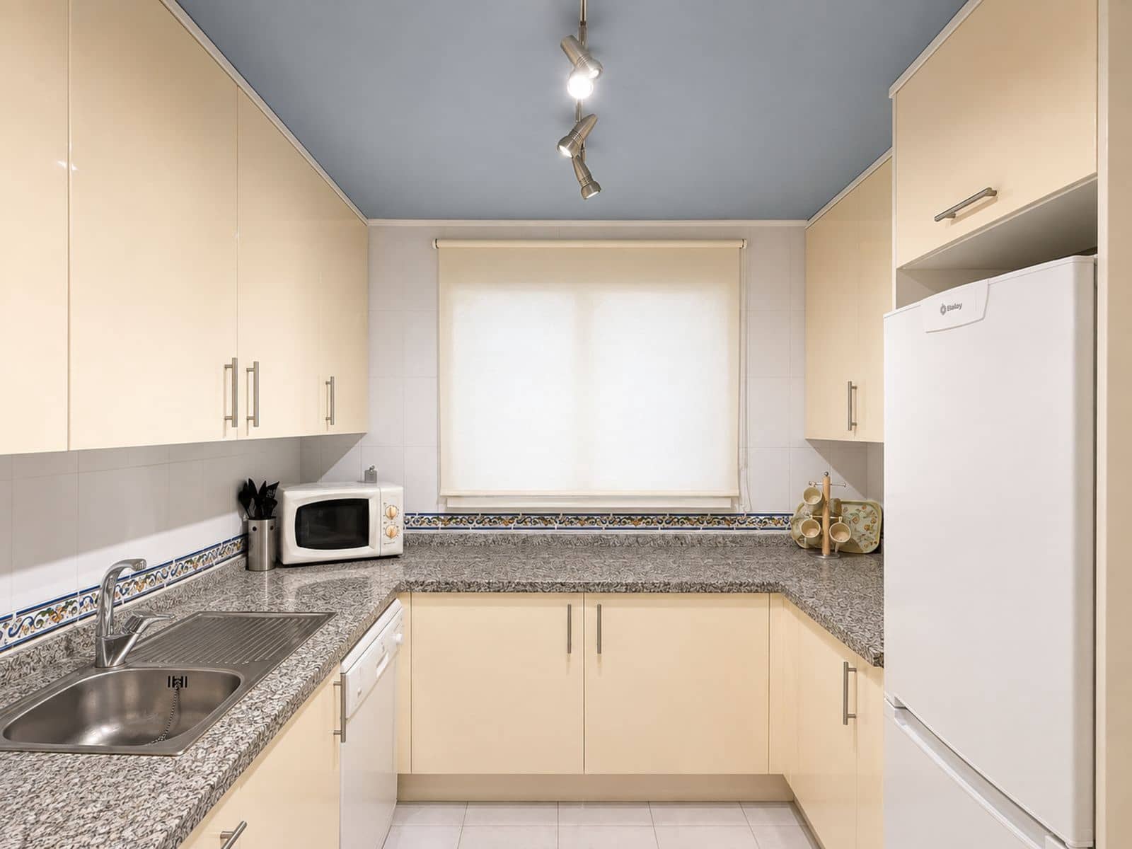 2 Zimmer Apartment zu verkaufen in Manilva - 355.000 € (Ref: 10051399)