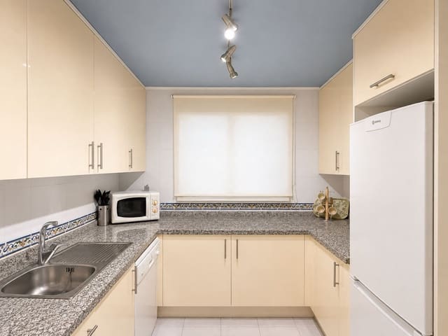 2 Zimmer Apartment zu verkaufen in Manilva - 355.000 € (Ref: 10051399)