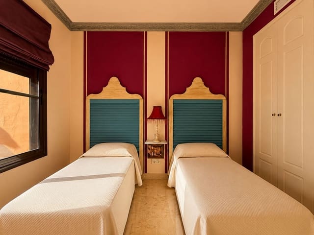 2 Zimmer Apartment zu verkaufen in Manilva - 355.000 € (Ref: 10051399)