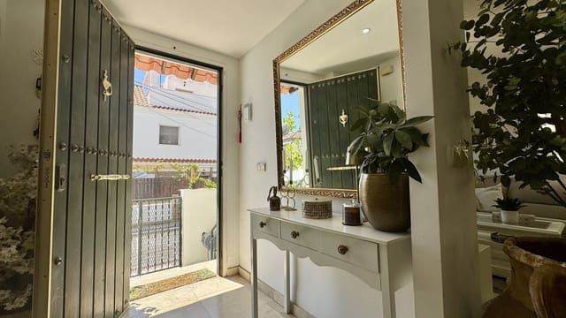4 Zimmer Doppelhaus zu verkaufen in Arroyo de la Miel, Benalmádena - 695.000 € (Ref: 10051405)