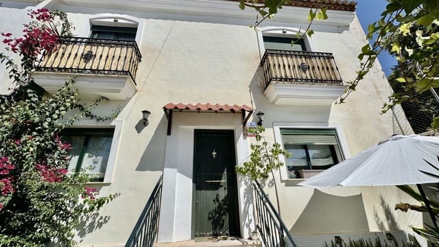 4 Zimmer Doppelhaus zu verkaufen in Arroyo de la Miel, Benalmádena - 695.000 € (Ref: 10051405)