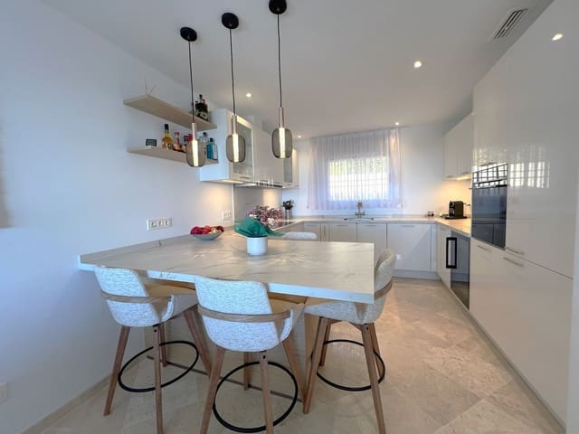 4 Zimmer Haus zu verkaufen in La Mairena, Ojen - 535.000 € (Ref: 10051408)