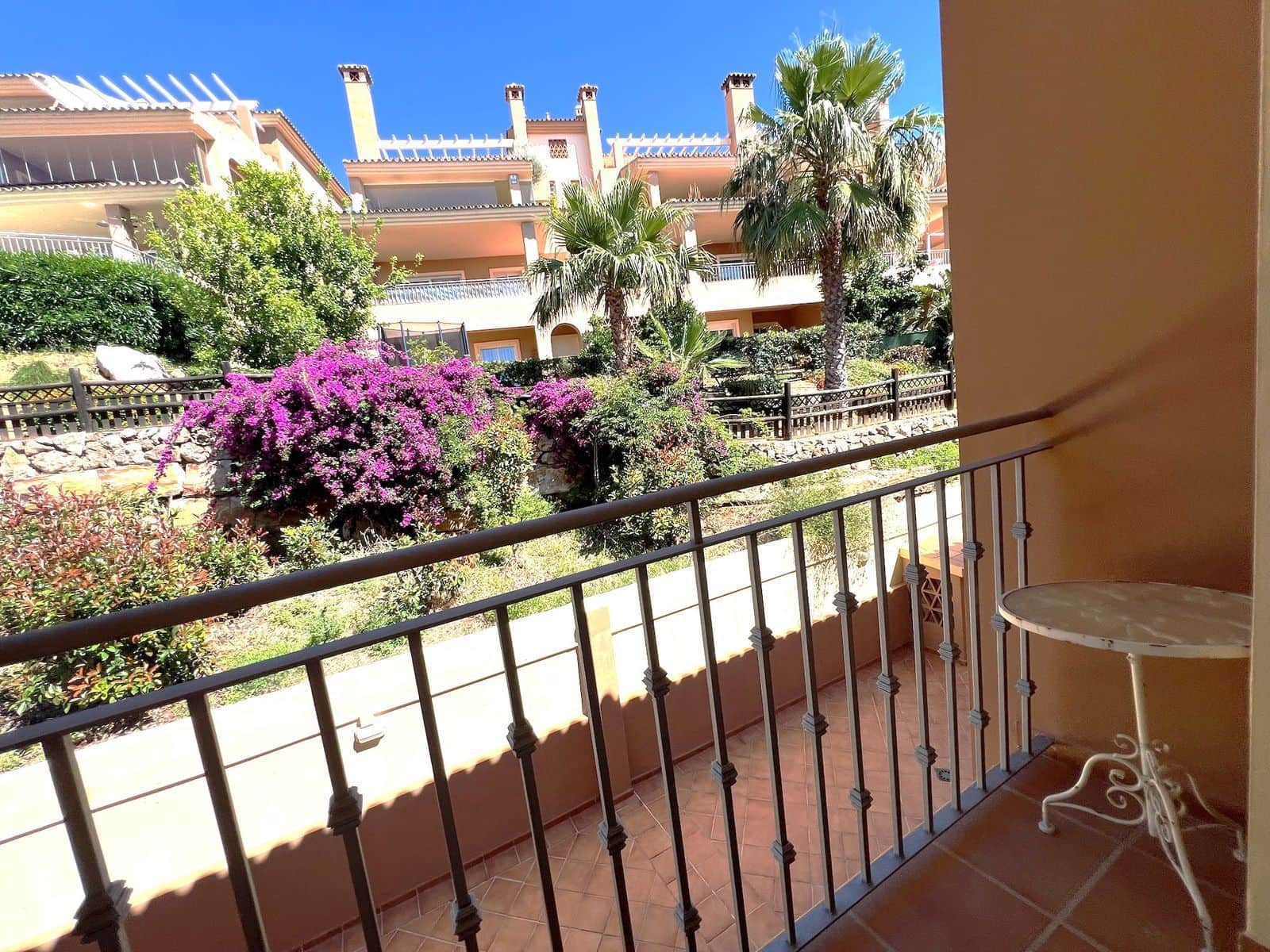 4 bedroom Townhouse for sale in La Mairena - € 535,000 (Ref: 10051408)