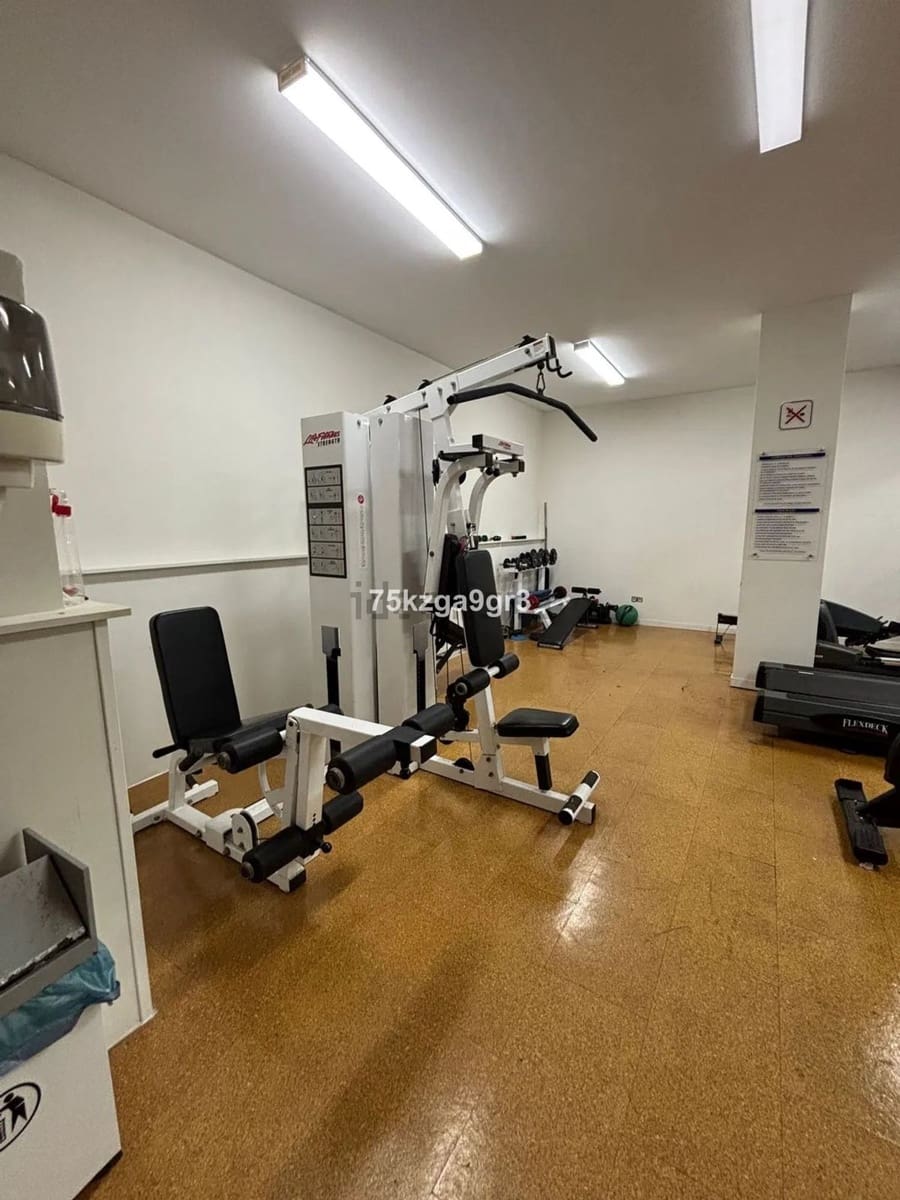 4 slaapkamer Huis te koop in Mijas Costa - € 464.000 (Ref: 10051413)