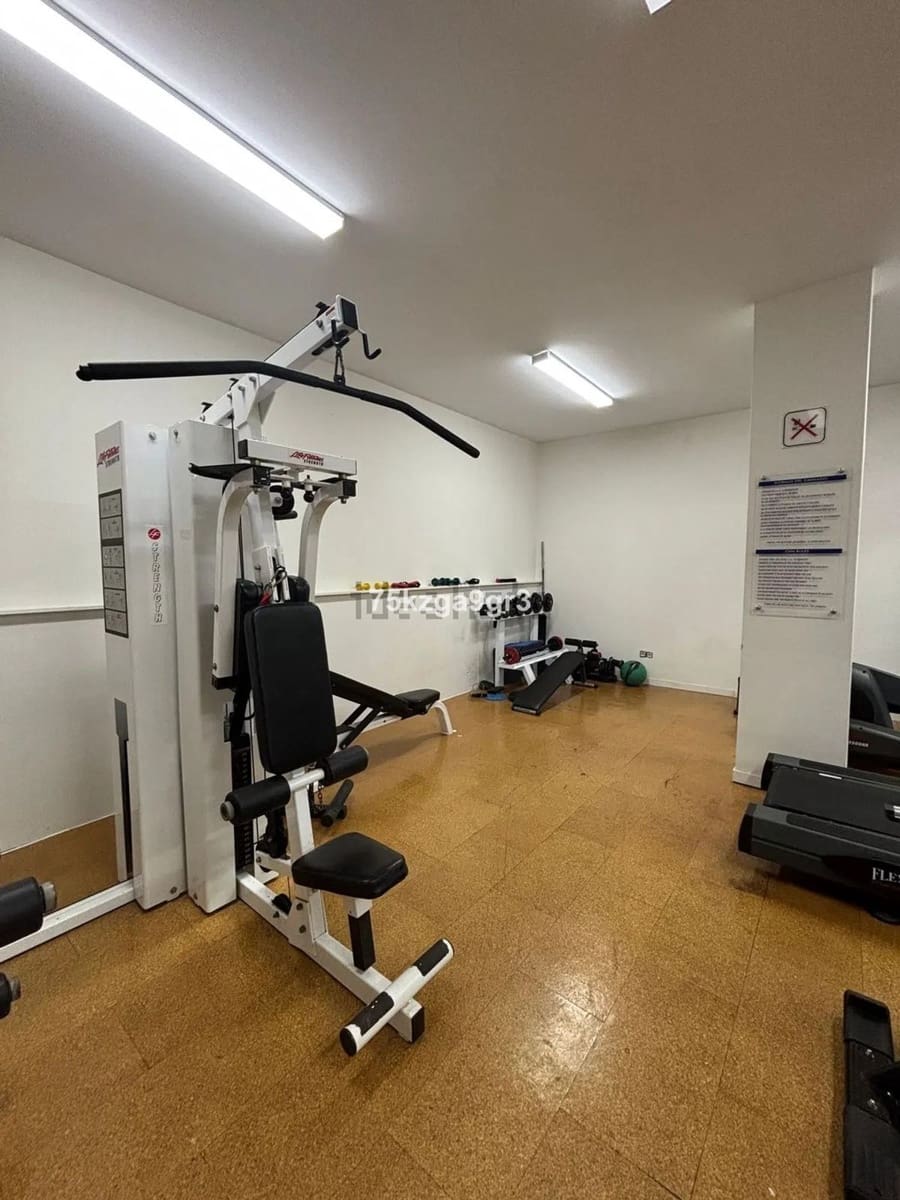 4 slaapkamer Huis te koop in Mijas Costa - € 464.000 (Ref: 10051413)