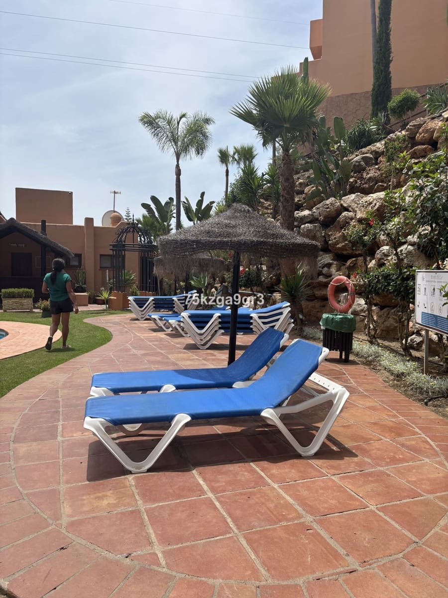 4 slaapkamer Huis te koop in Mijas Costa - € 464.000 (Ref: 10051413)
