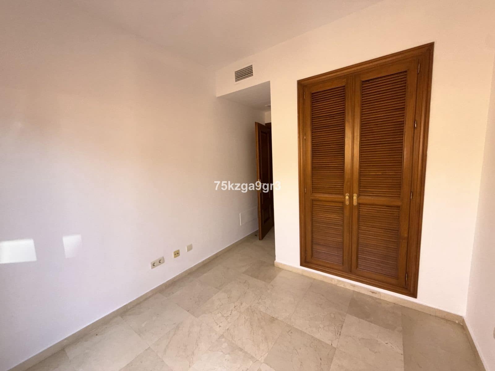 4 slaapkamer Huis te koop in Mijas Costa - € 464.000 (Ref: 10051413)