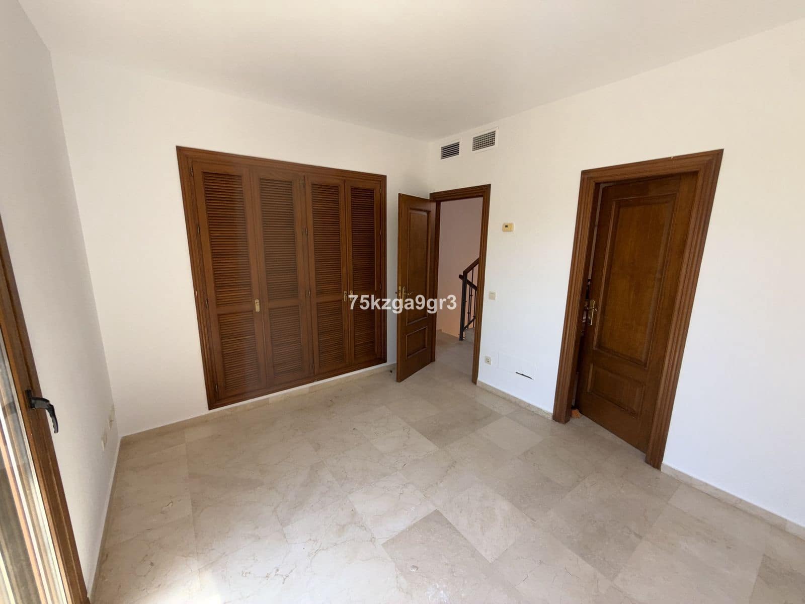 4 slaapkamer Huis te koop in Mijas Costa - € 464.000 (Ref: 10051413)