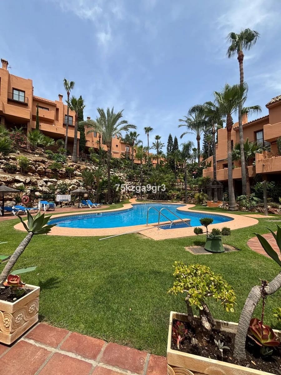 4 slaapkamer Huis te koop in Mijas Costa - € 464.000 (Ref: 10051413)