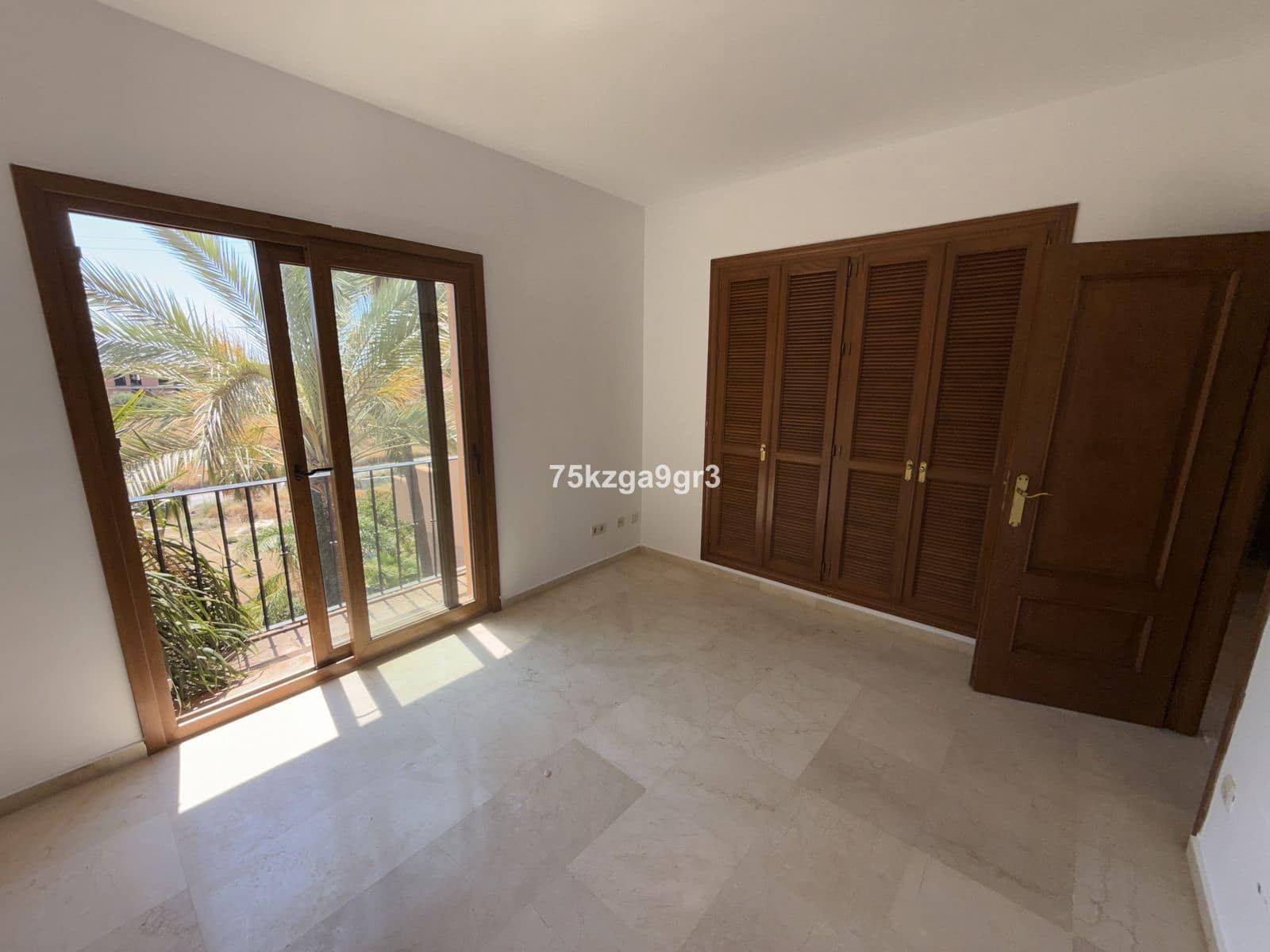 4 slaapkamer Huis te koop in Mijas Costa - € 464.000 (Ref: 10051413)