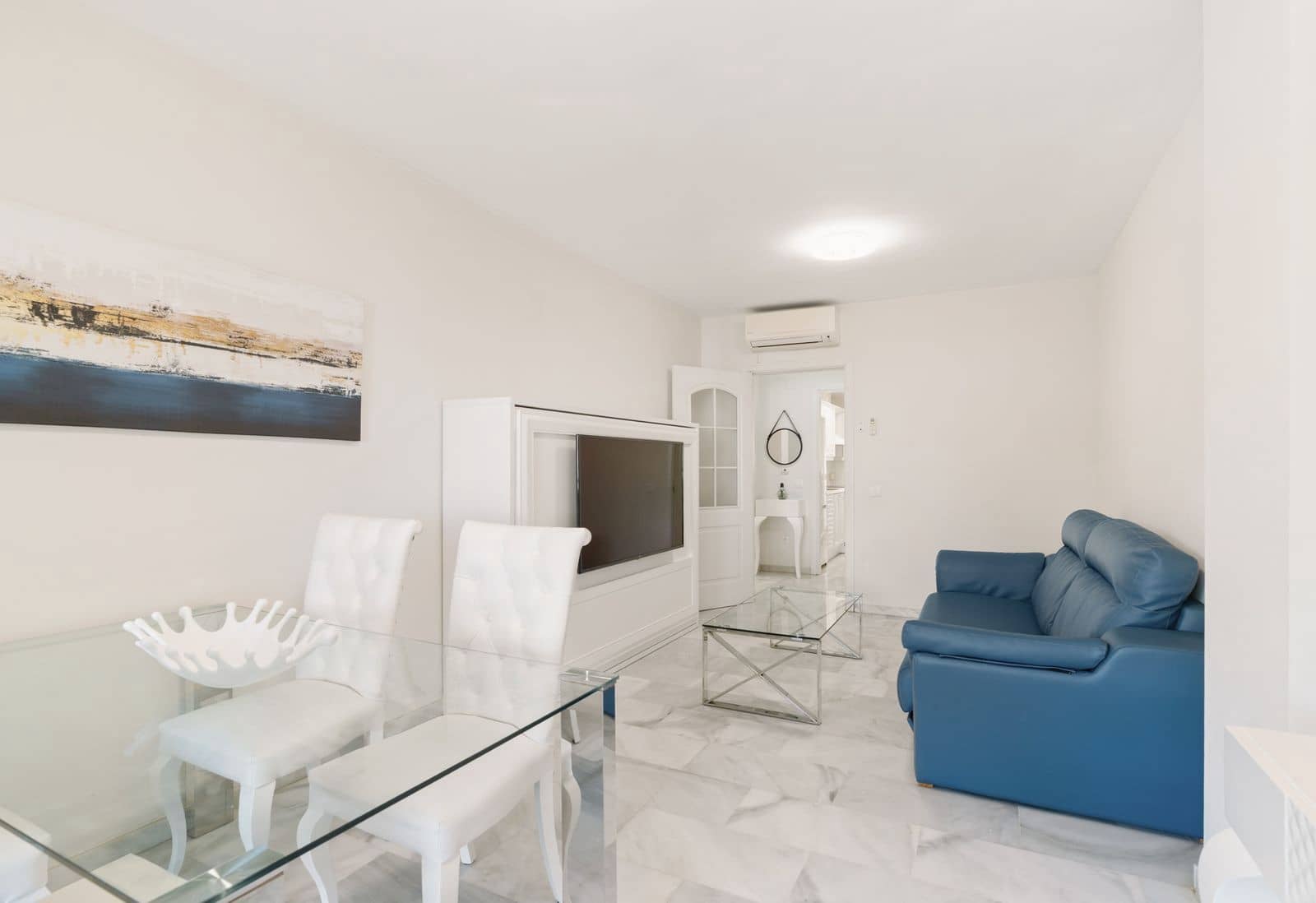 Apartamento de 2 habitaciones en Calahonda en venta - 650.000 € (Ref: 10051414)