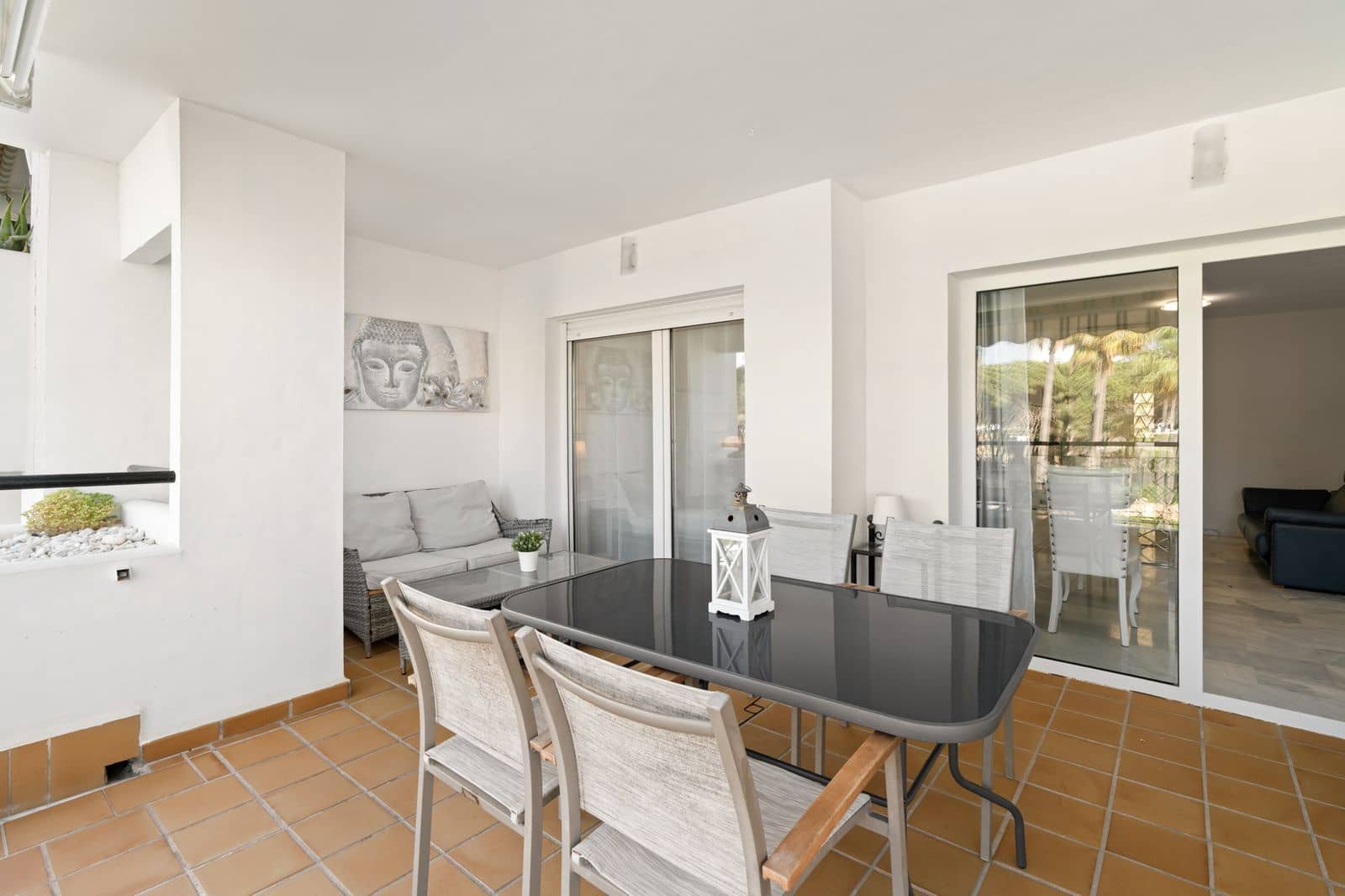 Apartamento de 2 habitaciones en Calahonda en venta - 650.000 € (Ref: 10051414)