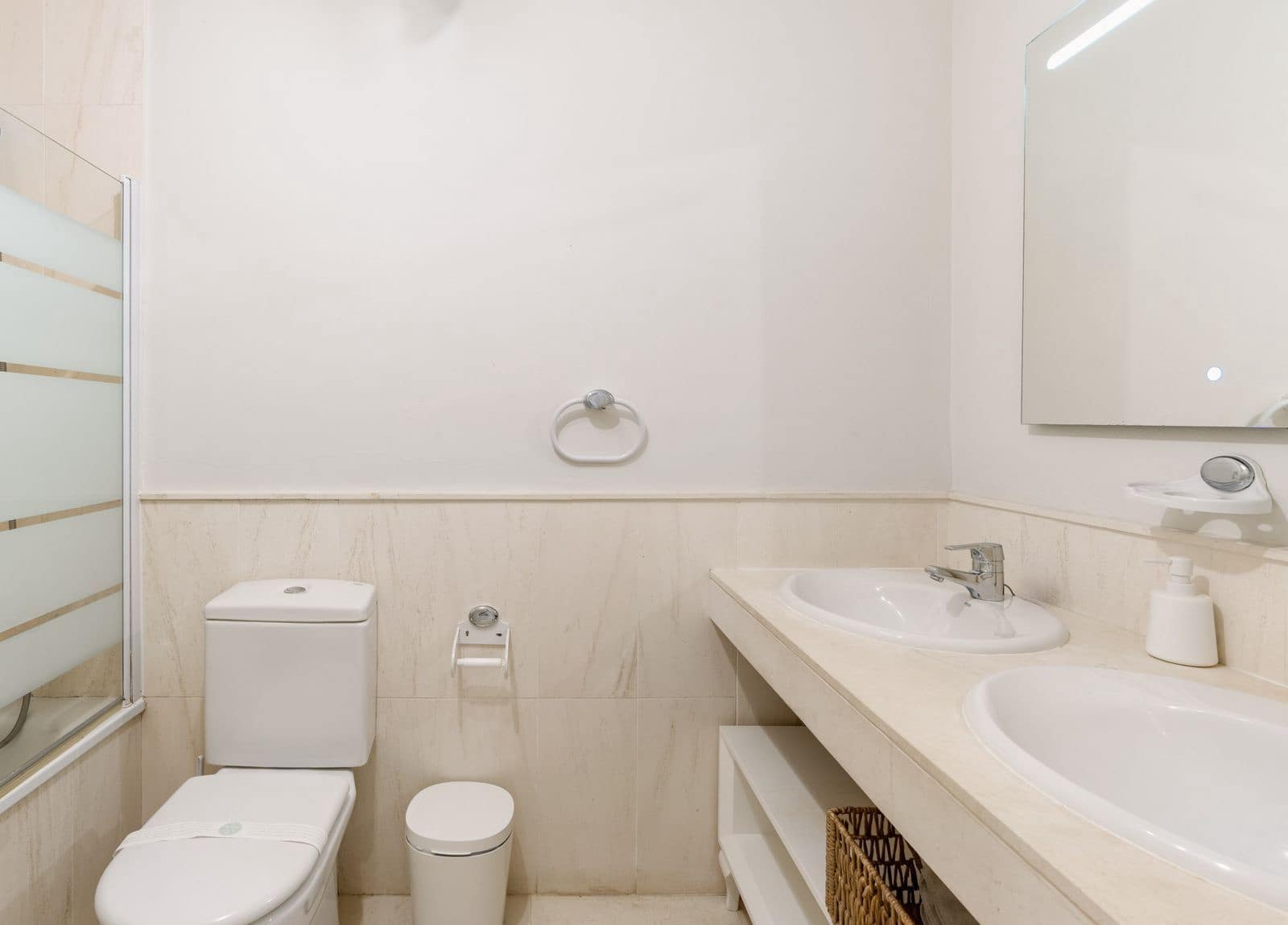 Apartamento de 2 habitaciones en Calahonda en venta - 650.000 € (Ref: 10051414)
